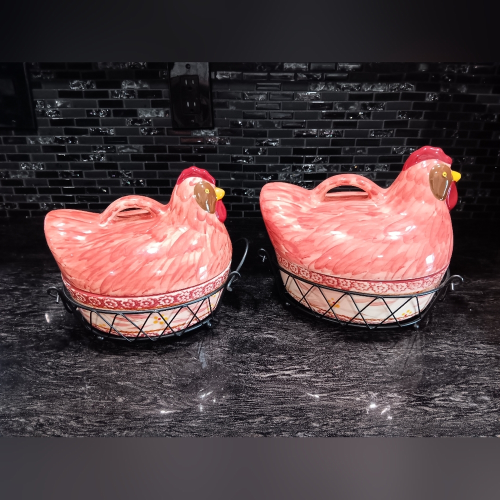 Temp-Tations Old World Red Hen Shaped Cookware Set